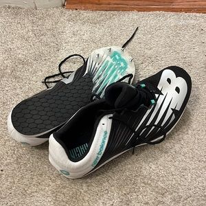 NEVER WORN new balance spikes unisex